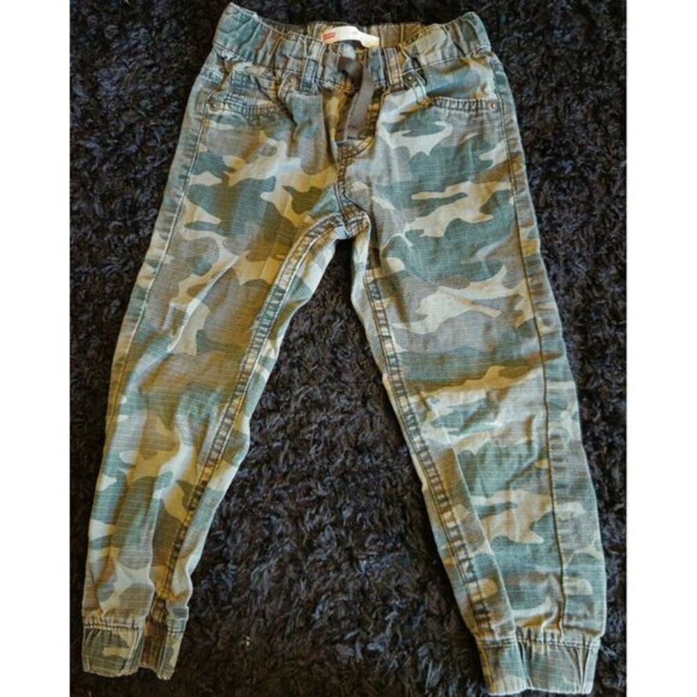 Levi's‎ Jogger Pants